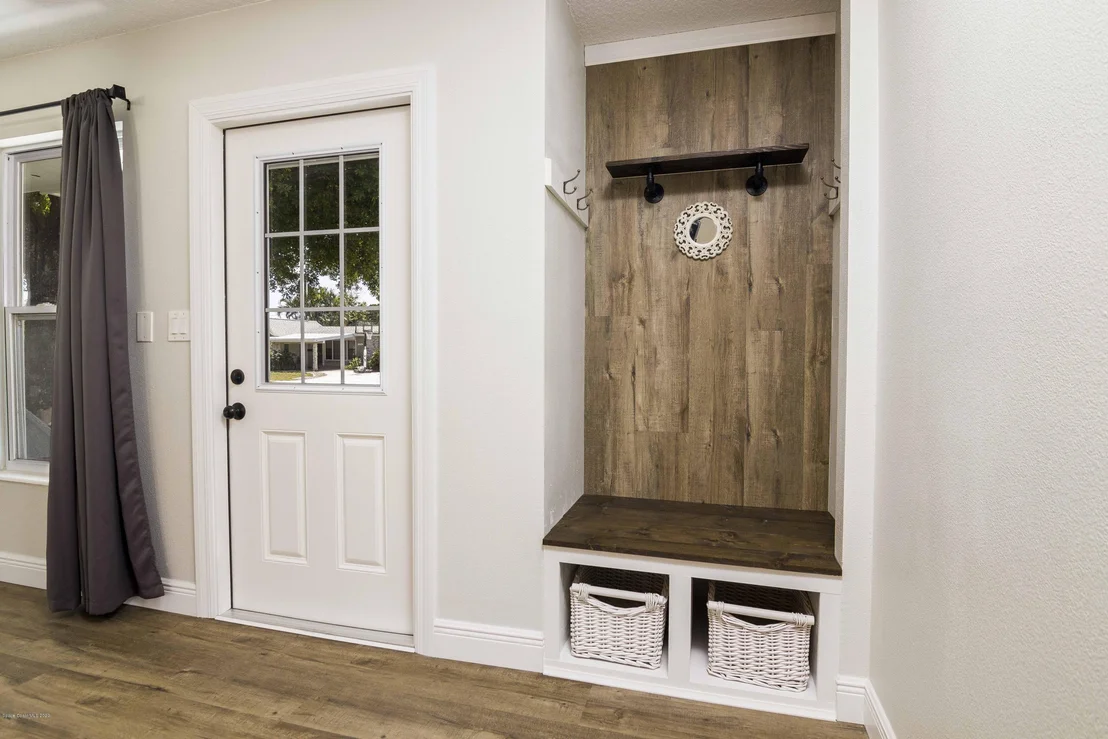 Photo of 1740 Pontiac Circle N