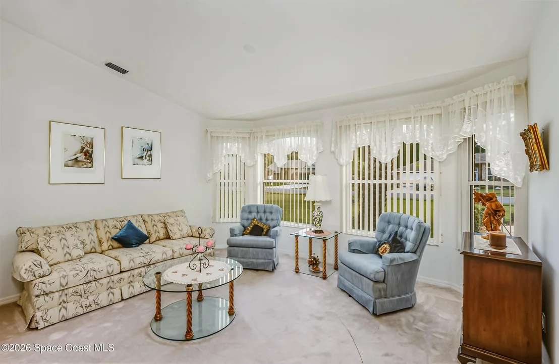 Photo of 2446 Oakcrest Lane