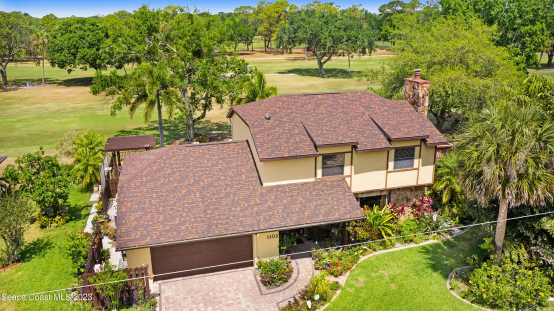 Photo of 1102 Fairlawn Drive