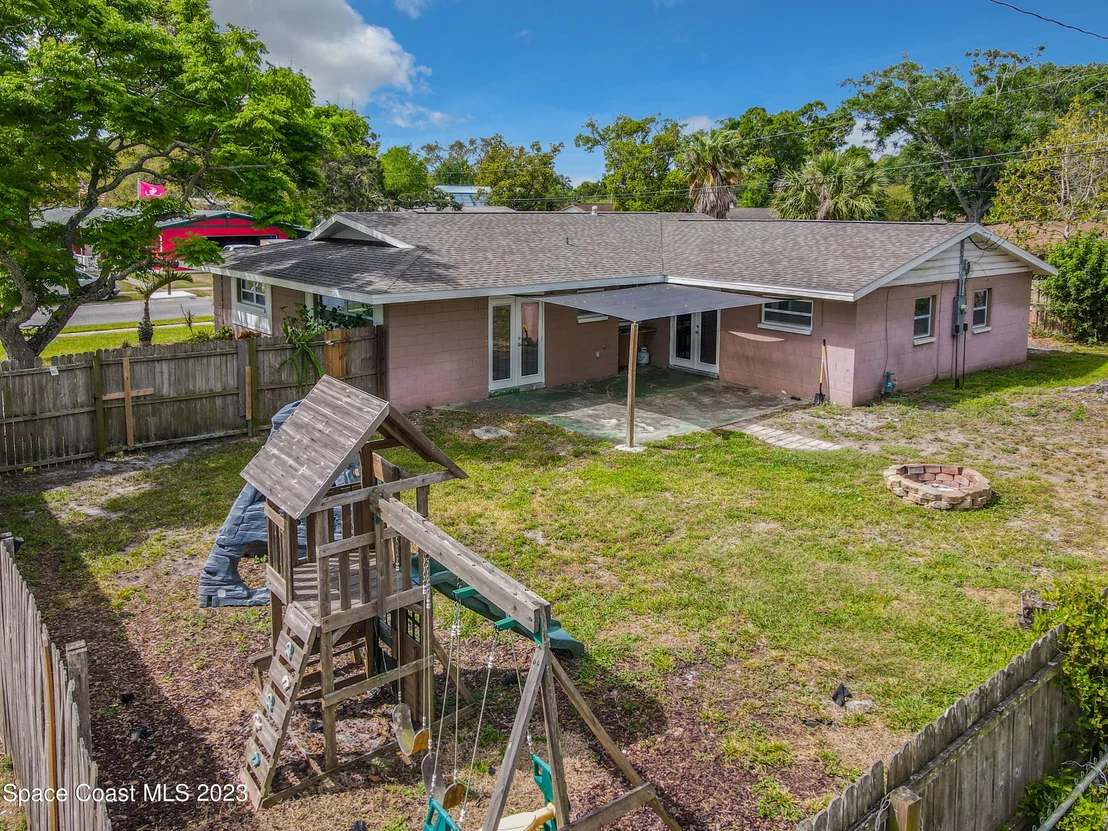 Photo of 2900 Cooper Drive