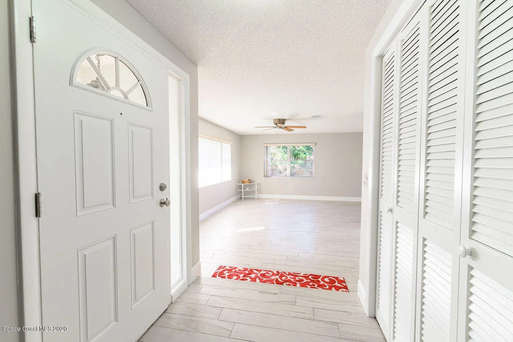 Photo of 250 Sand Pine Road