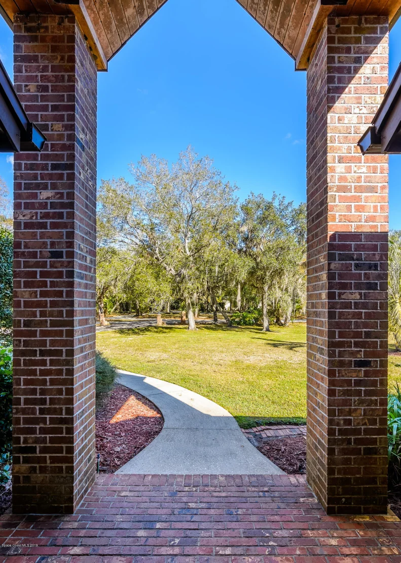 Photo of 3905 Hidden Oaks Lane