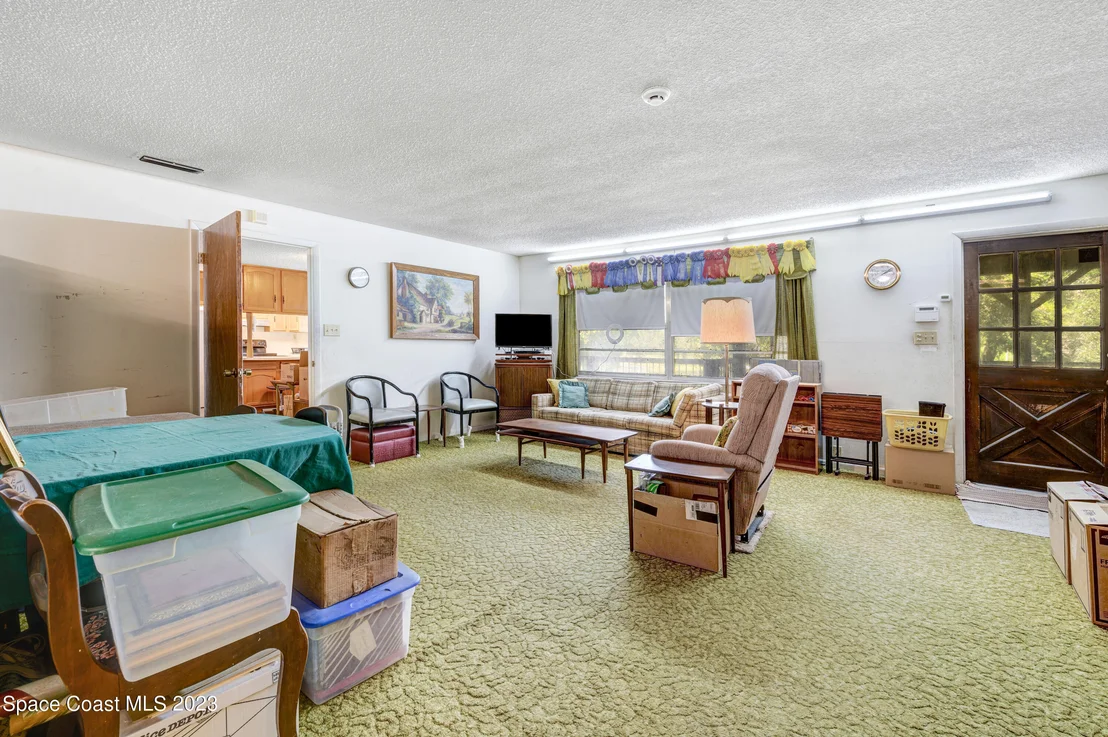 Photo of 2150 Lake Drive