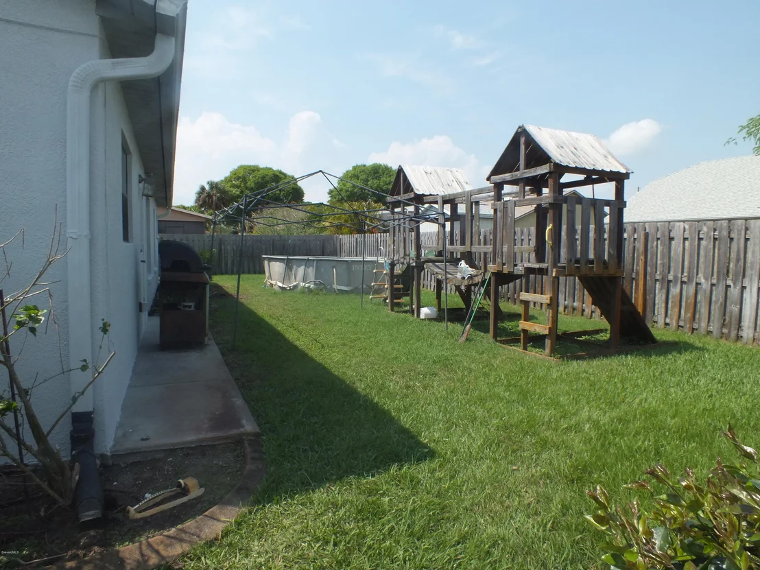 Photo of 880 Yorktowne Drive
