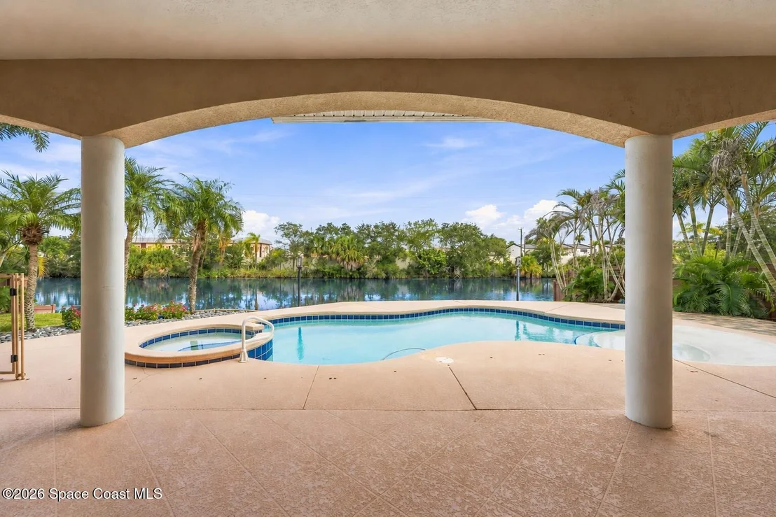 Photo of 241 Waterside Drive