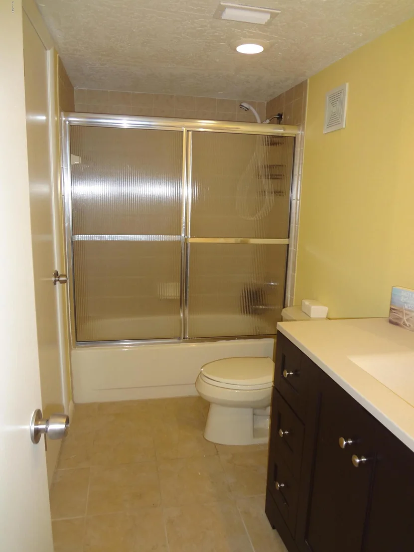 Photo of Unit 112 at 175 Highway A1a