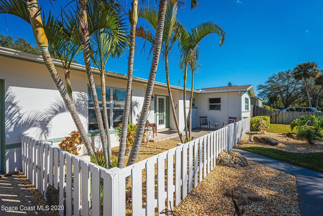 Photo of 337 Gemini Drive
