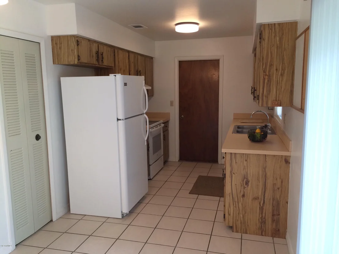 Photo of 5620 Holden Road