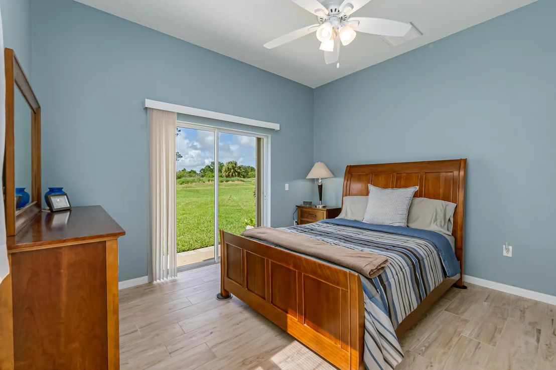 Photo of 2124 Windbrook Drive SE