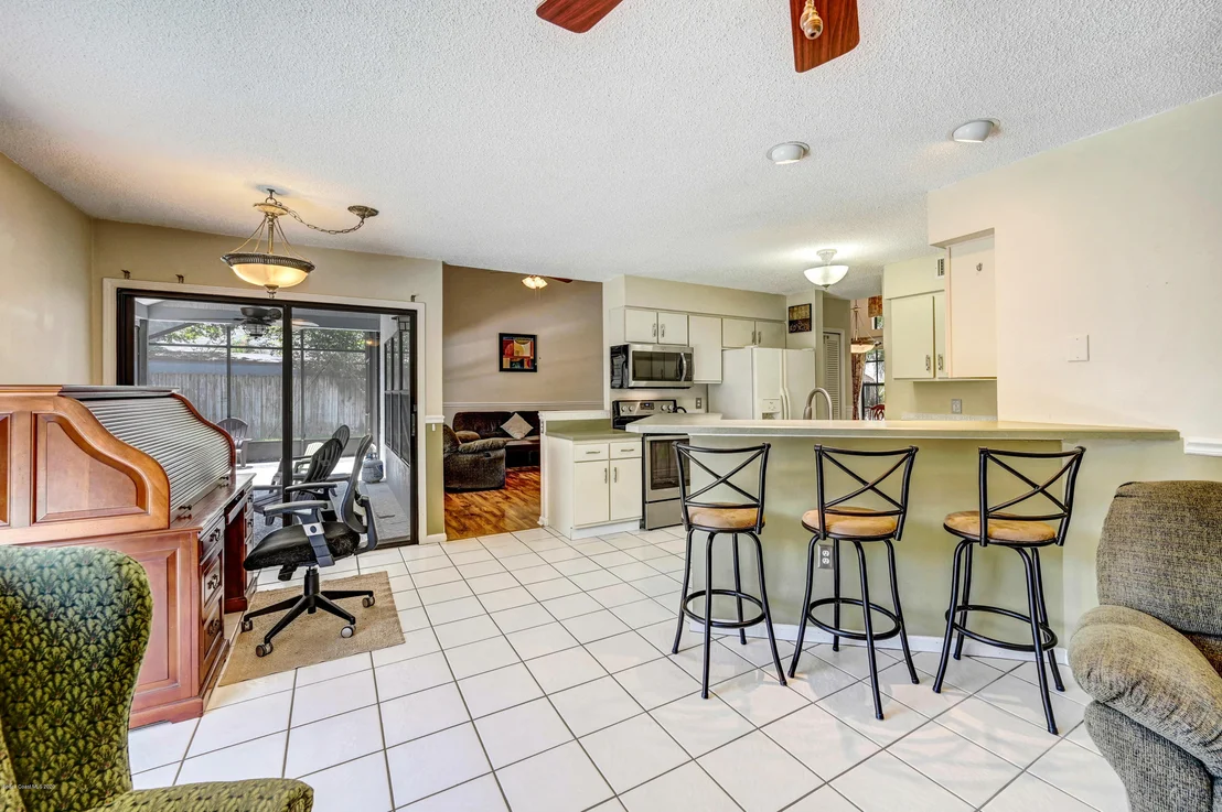 Photo of 1250 Walnut Grove Way