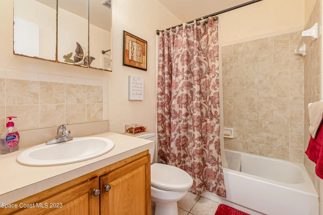 Photo of 1018 Bernice Road