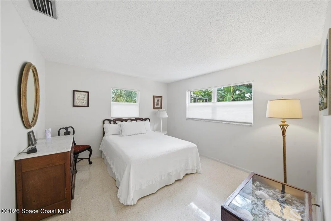 Photo of 180 5th Street