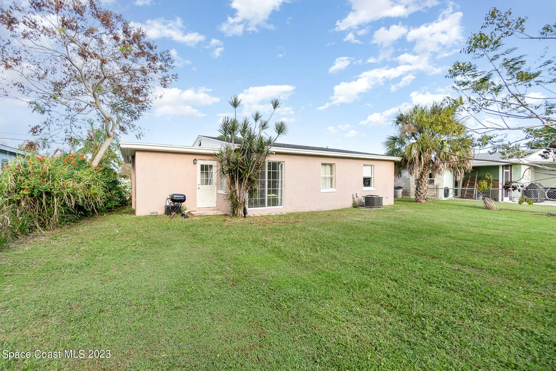 Photo of 826 Wisteria Drive