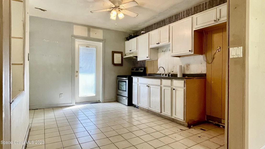 Photo of 327 Vesta Circle