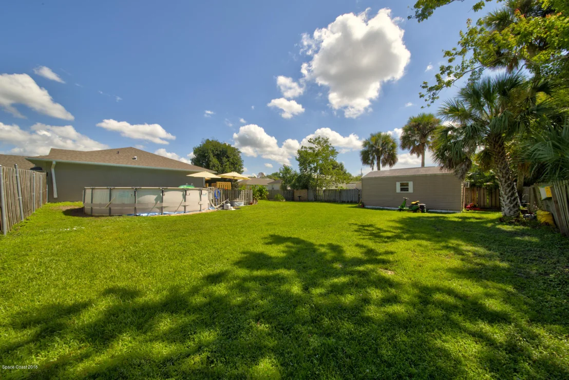 Photo of 6483 Bamboo Avenue