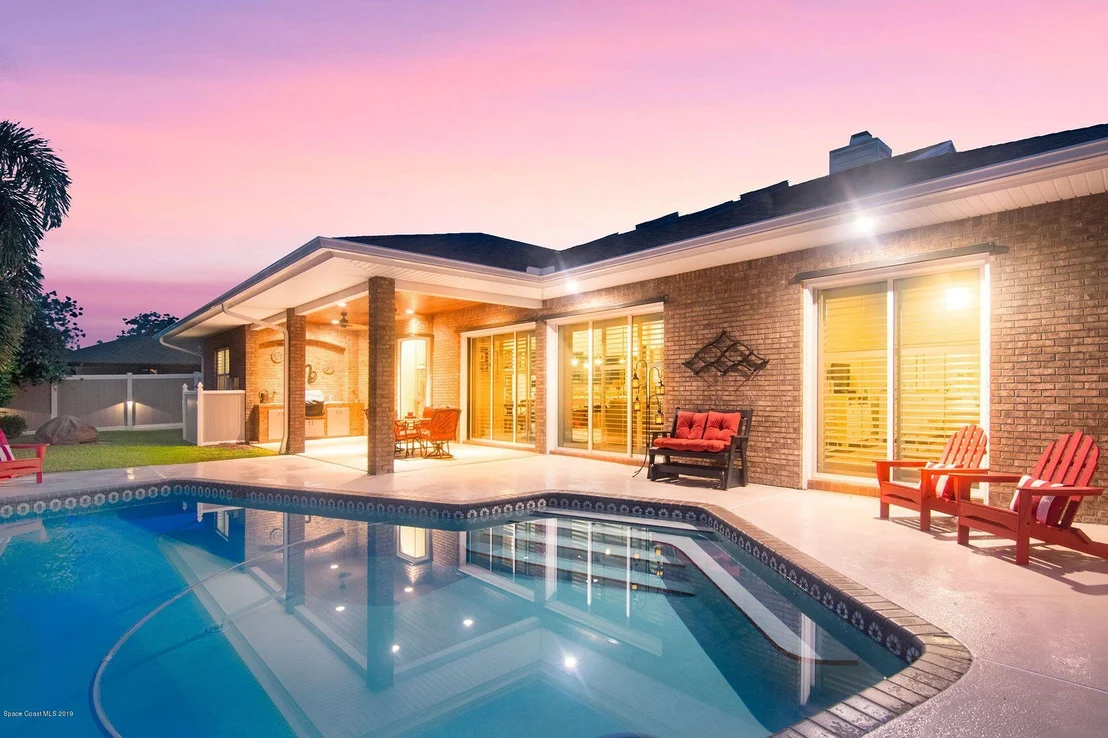 Photo of 1242 Silver Lake Drive