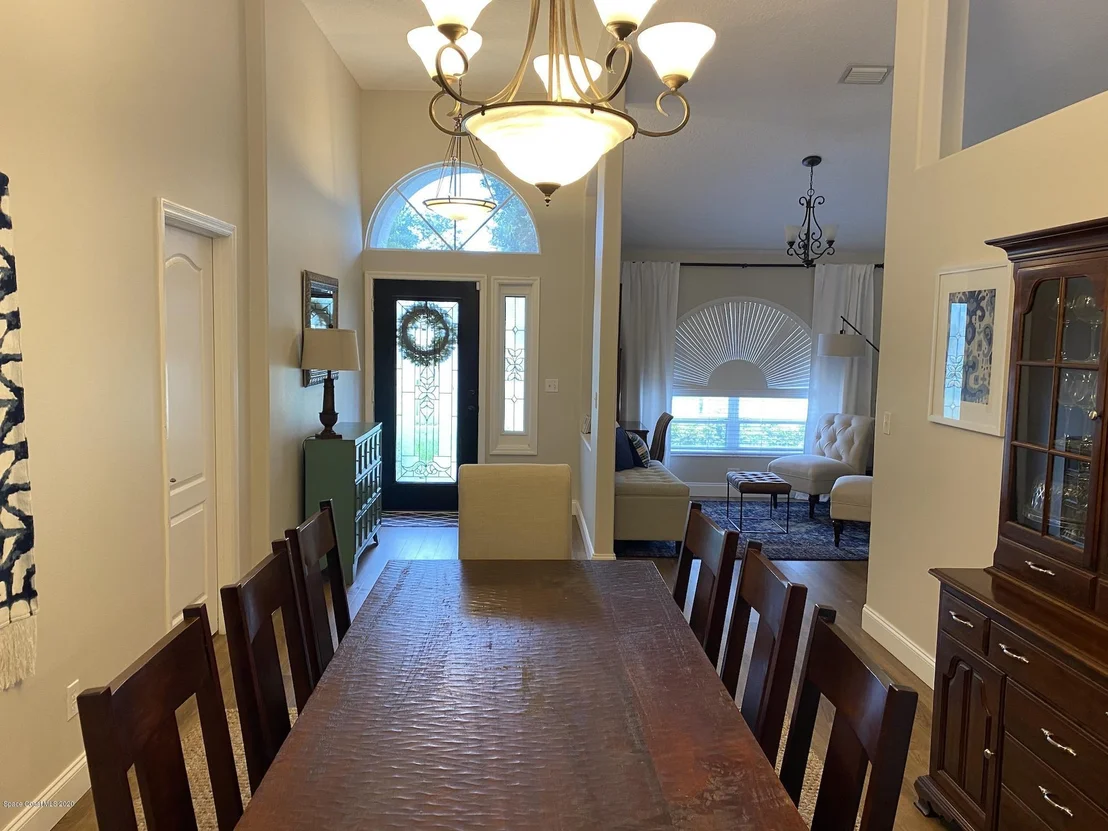 Photo of 843 Potomac Drive