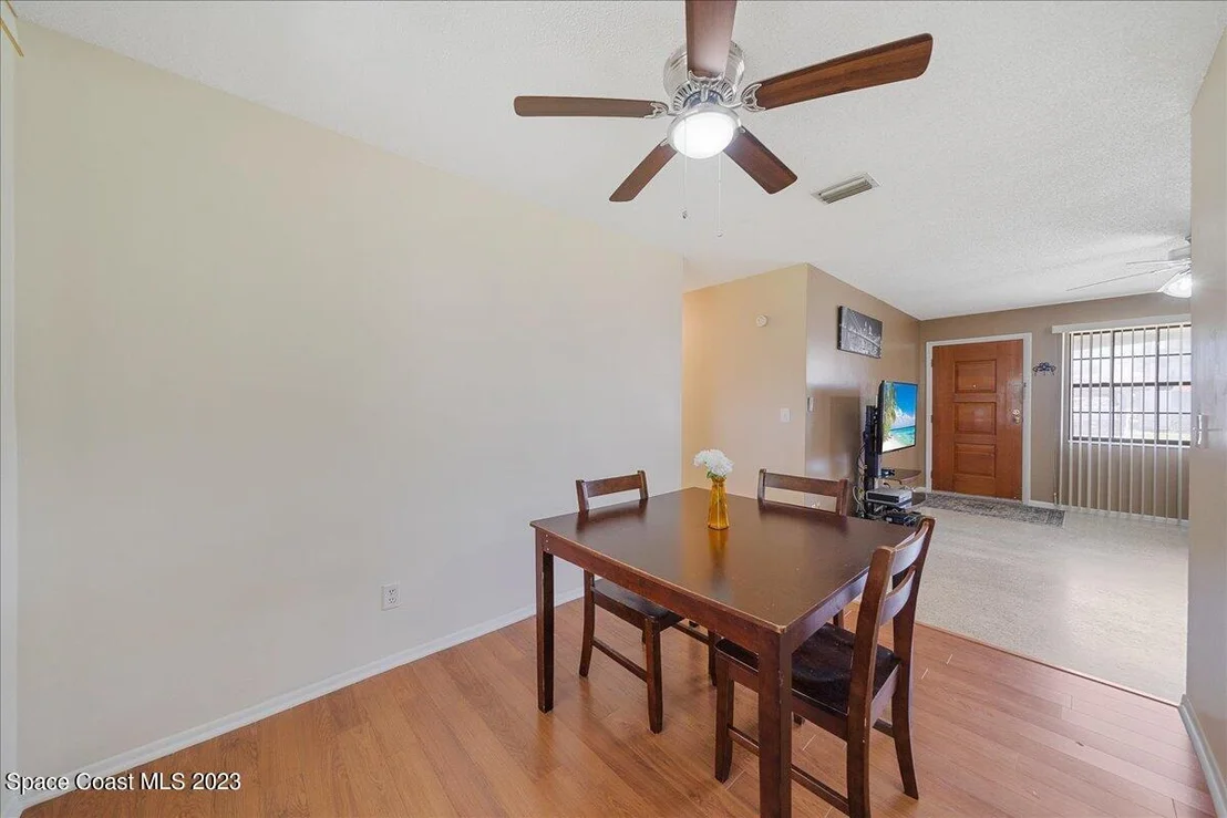 Photo of 533 Clarke Avenue