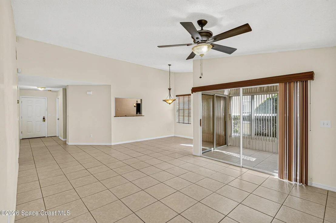Photo of 718 Pine Island Drive