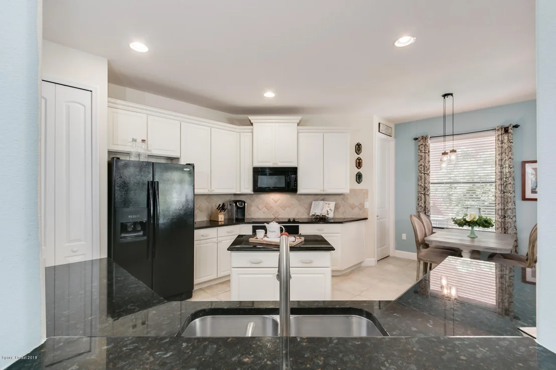 Photo of 384 Point Lobos Drive