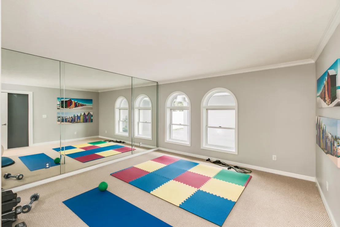 Photo of 300 Riverside Drive