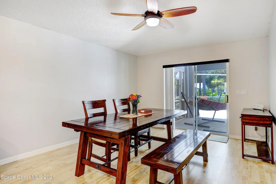 Photo of 865 Villa Drive