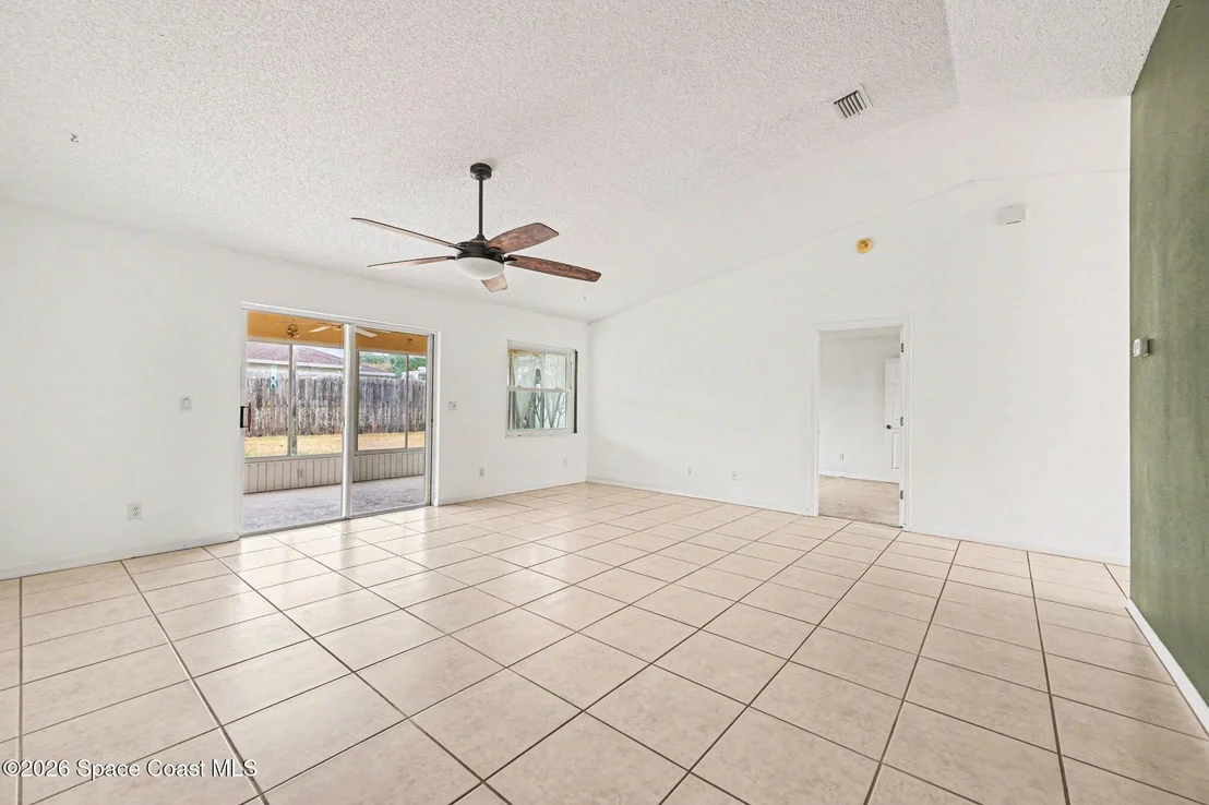 Photo of 1002 Jacaranda Circle