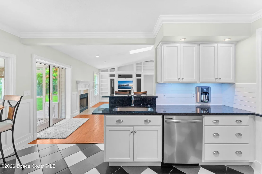 Photo of 2628 Senator Way