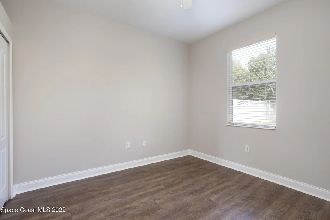 Photo of 1660 Bridgeport Circle