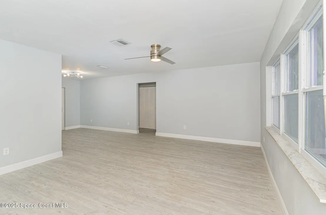 Photo of 750 Burman Lane NE