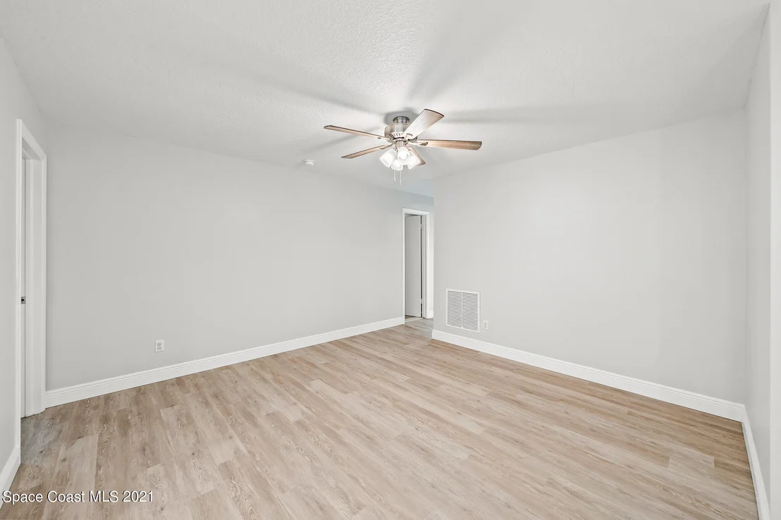 Photo of 1255 Seminole Drive