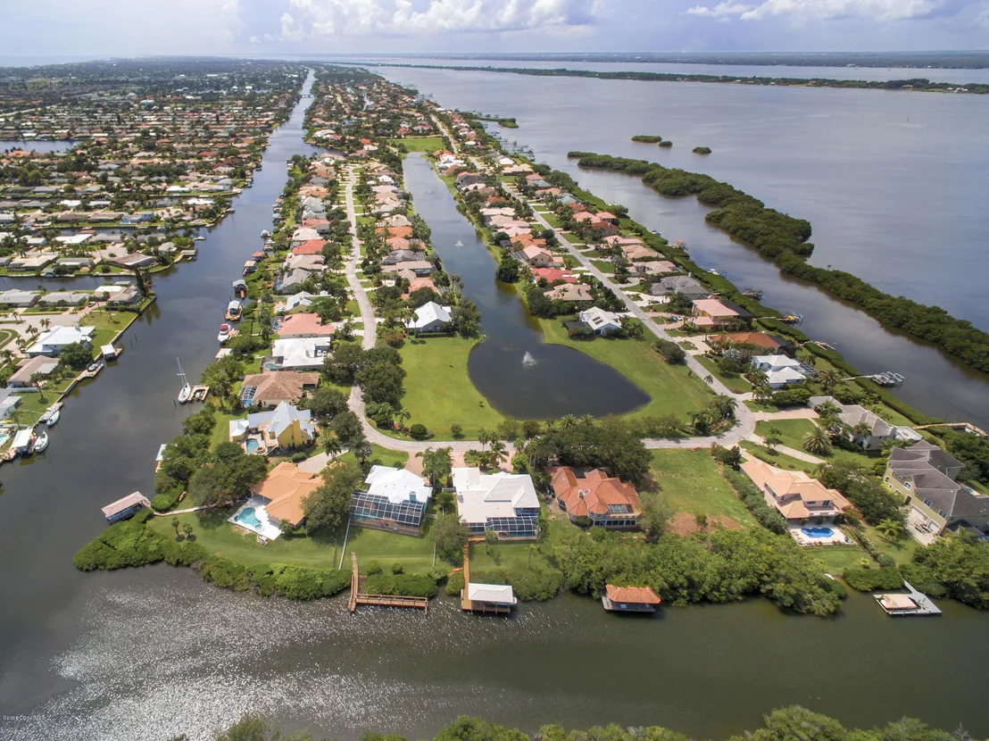 Photo of 262 Lanternback Island Drive
