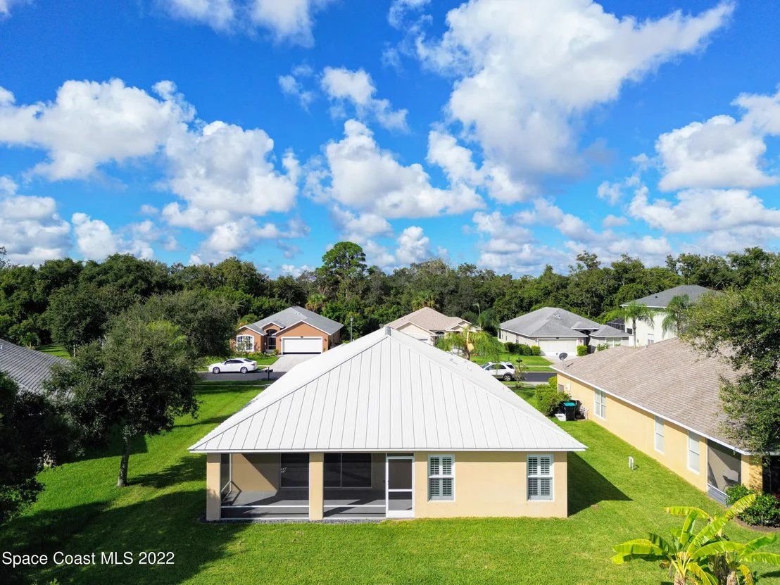 Photo of 905 Tavernier Circle NE
