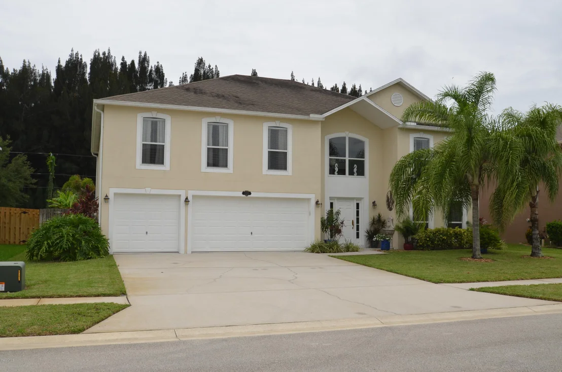 Photo of 1383 Sorento Circle