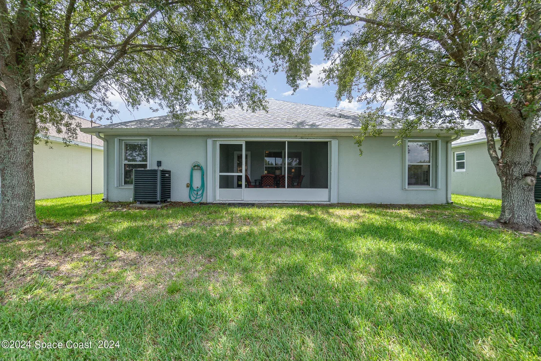 Photo of 2370 Stratford Pointe Drive