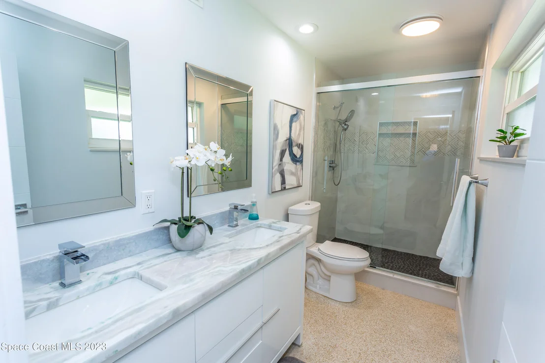 Photo of 500 Hibiscus Trail