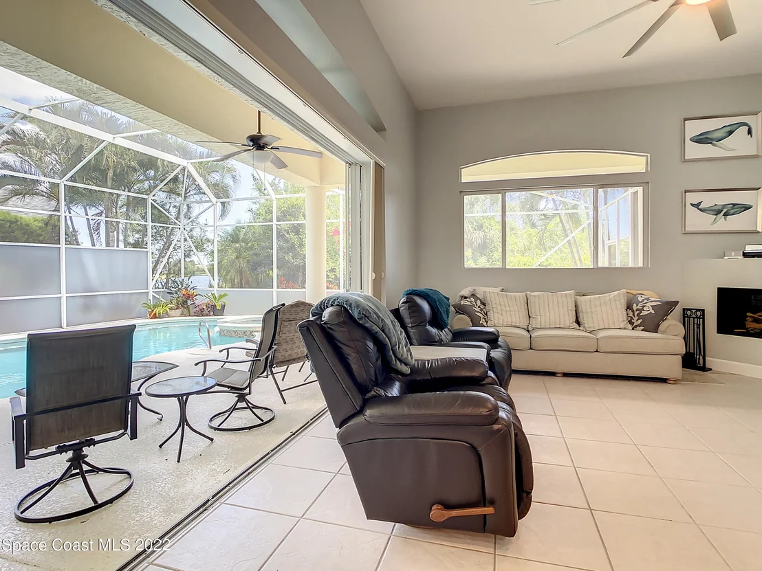 Photo of 862 Thrasher Drive