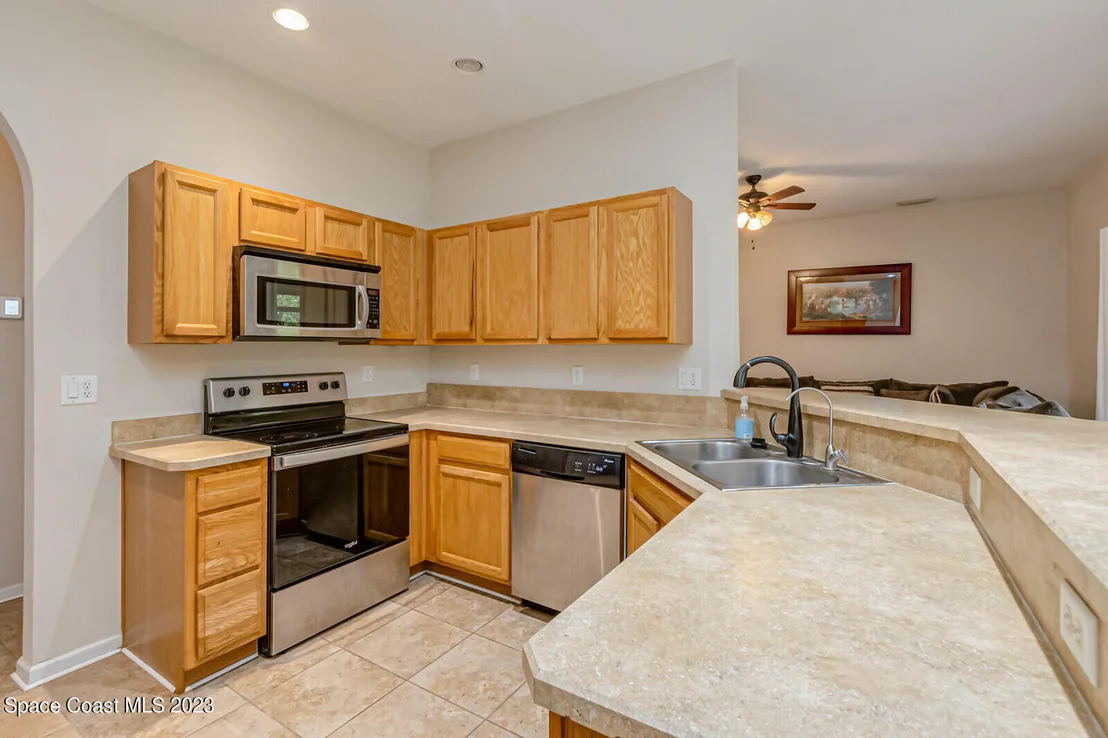 Photo of 2848 Basil Avenue