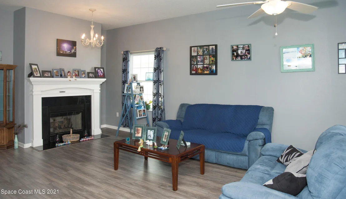 Photo of 3188 Constellation Drive