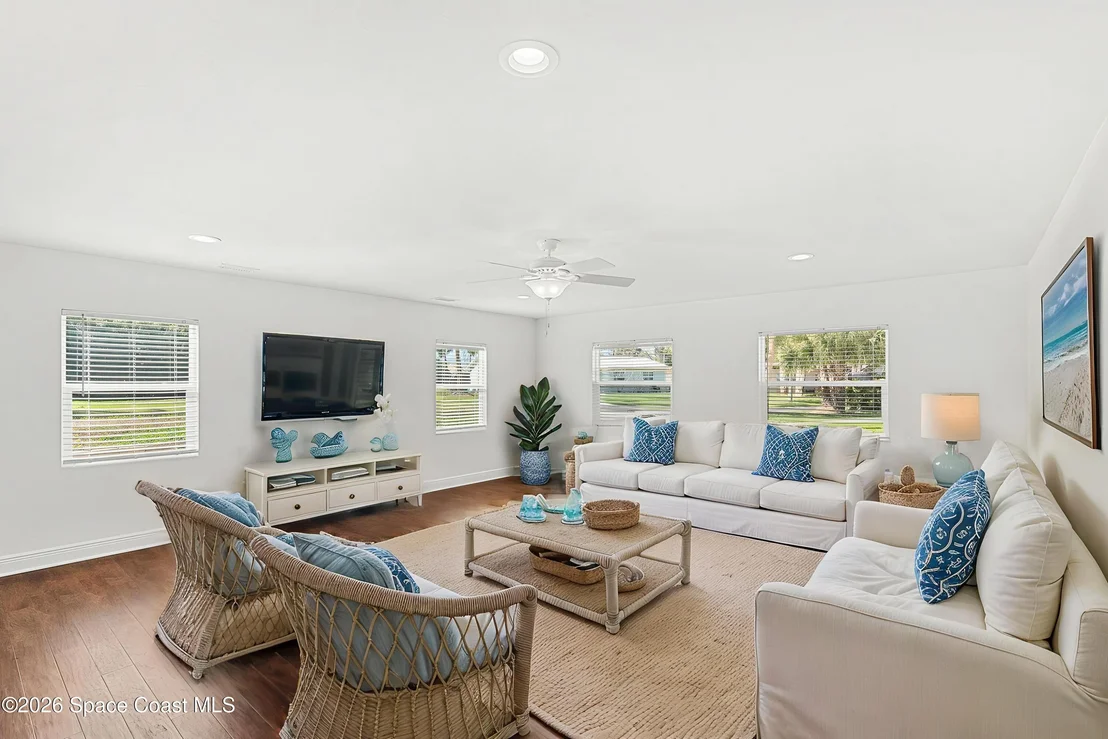 Photo of 135 Oakledge Drive