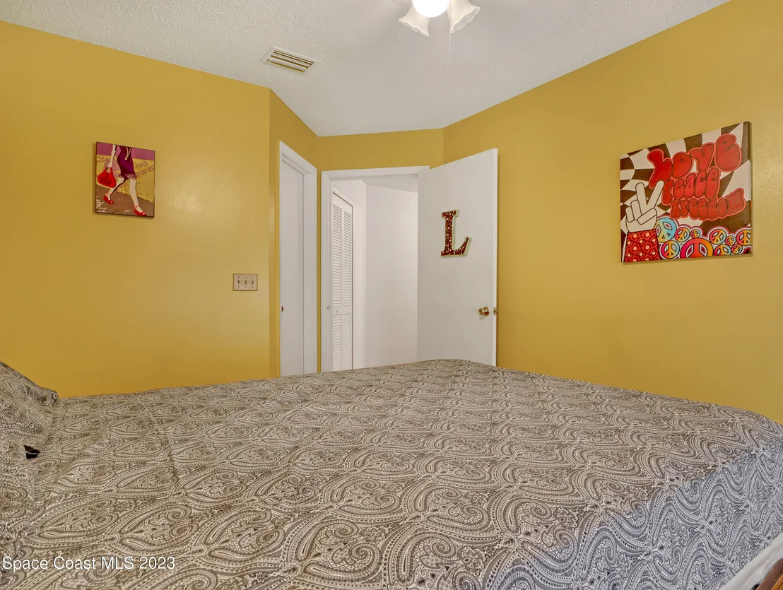 Photo of 958 Lyons Circle NW