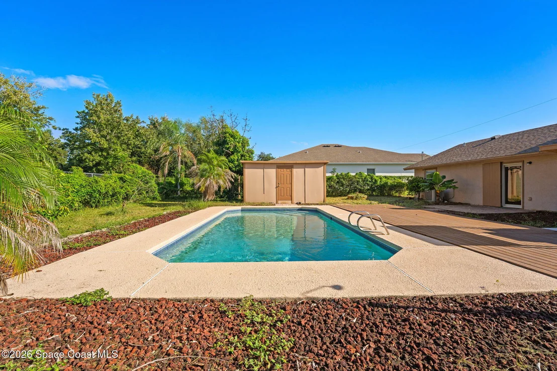 Photo of 7256 Bright Avenue