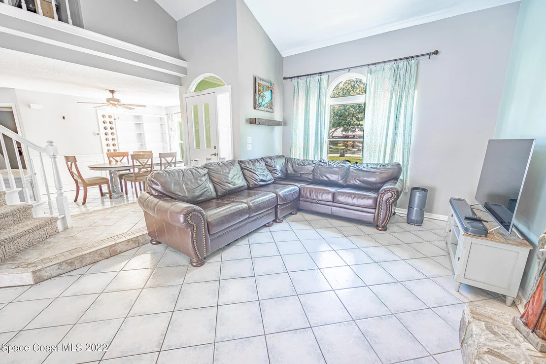 Photo of 2755 School Drive NE