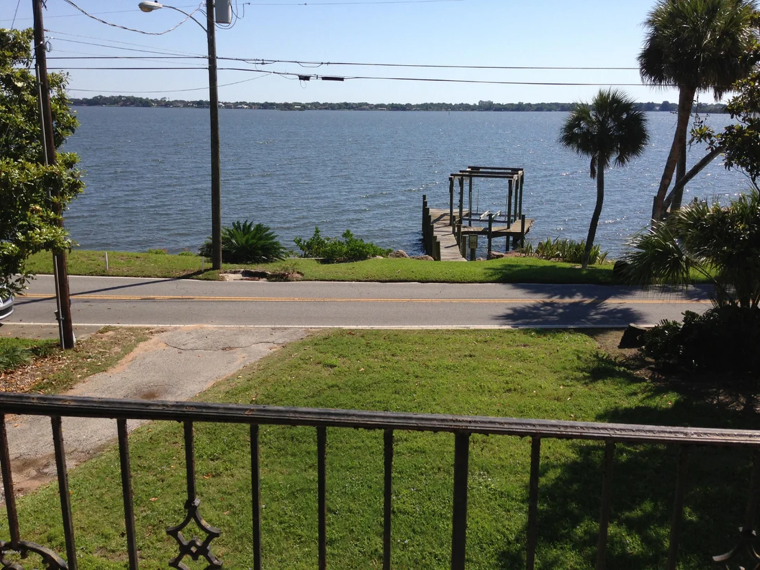 Photo of 1307 Rockledge Drive