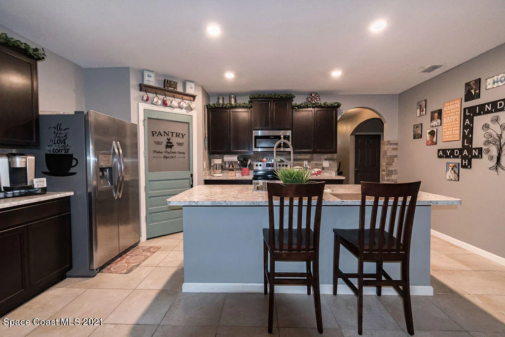 Photo of 4323 Starling Place