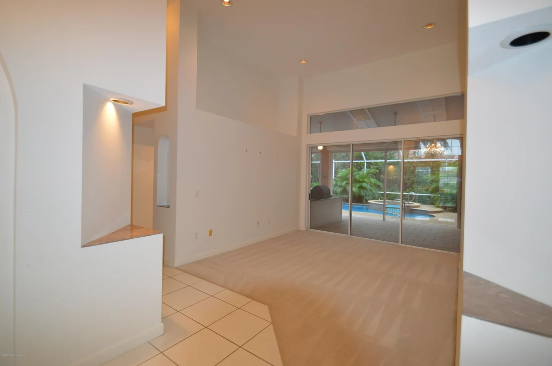 Photo of 2015 Canterbury Drive