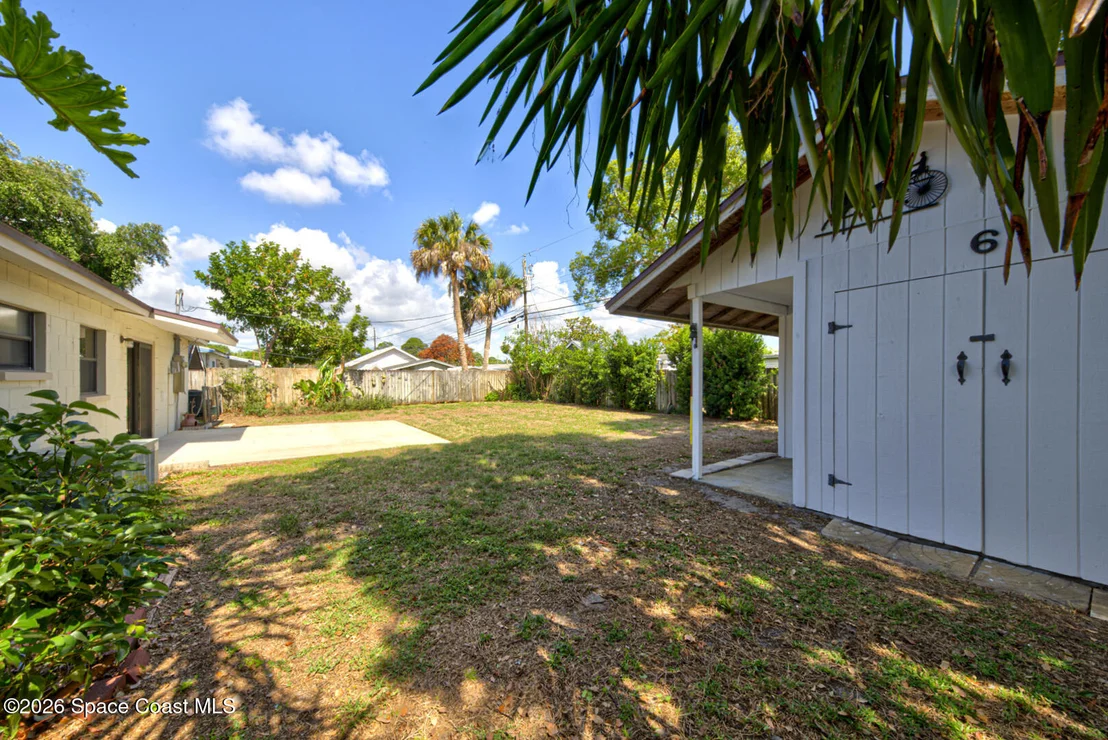 Photo of 990 Hibiscus Street