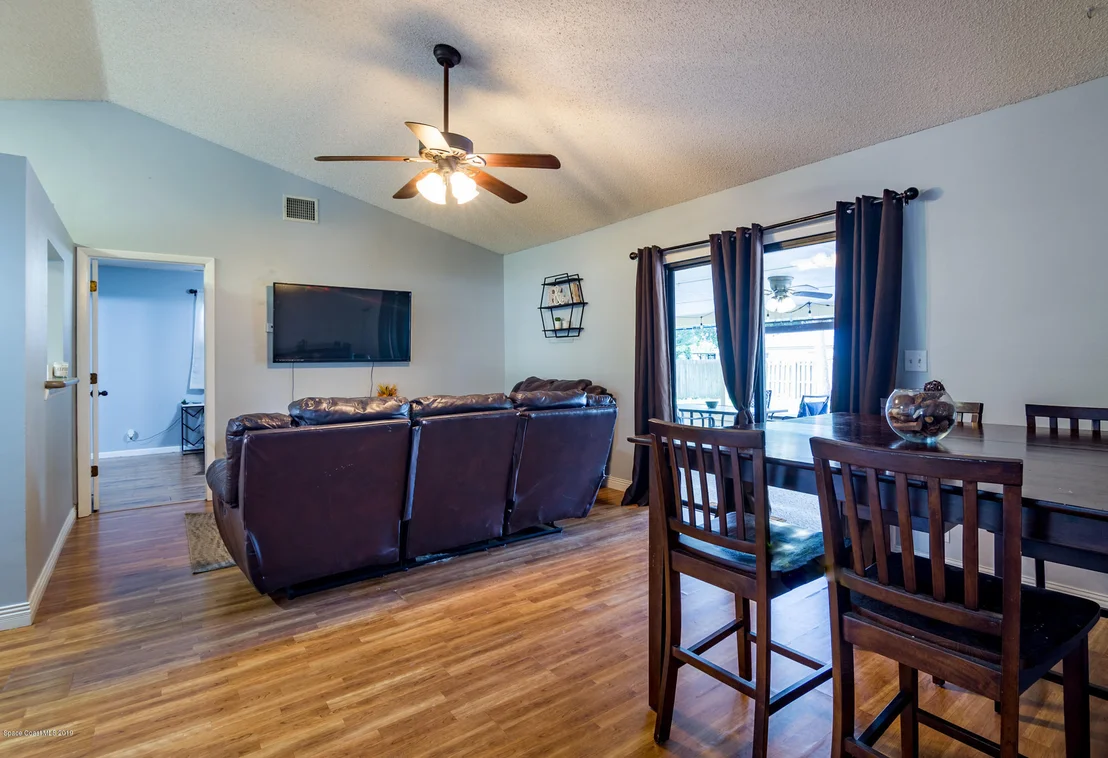 Photo of 6048 Rena Avenue