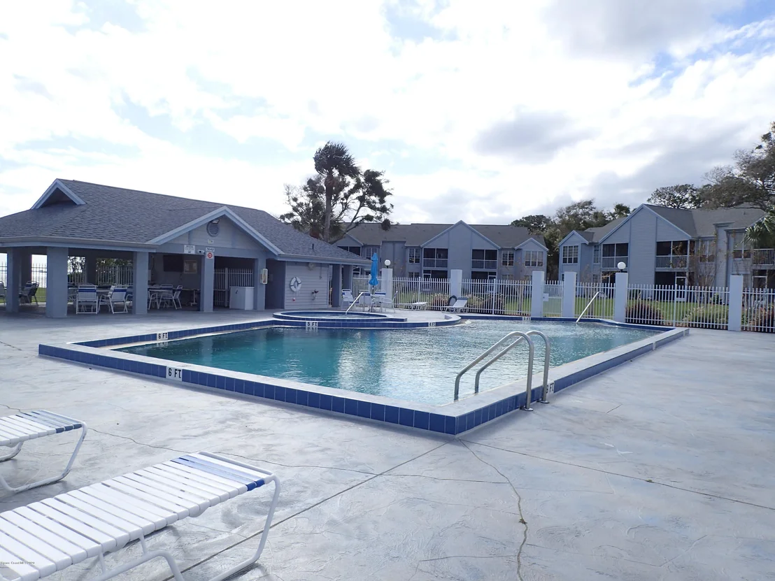 Photo of Unit 205 at 7420 Highway 1