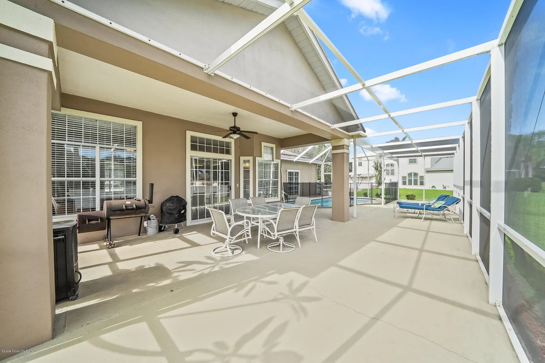 Photo of 4355 Canard Road